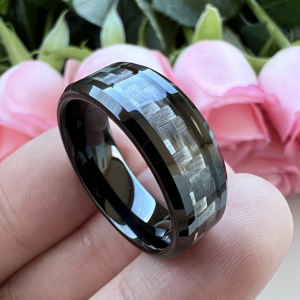 Benefits of Men's Tungsten Carbide Rings and Wedding Bands
